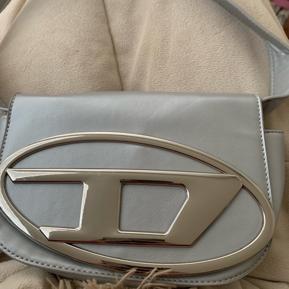 Diesel hand purse